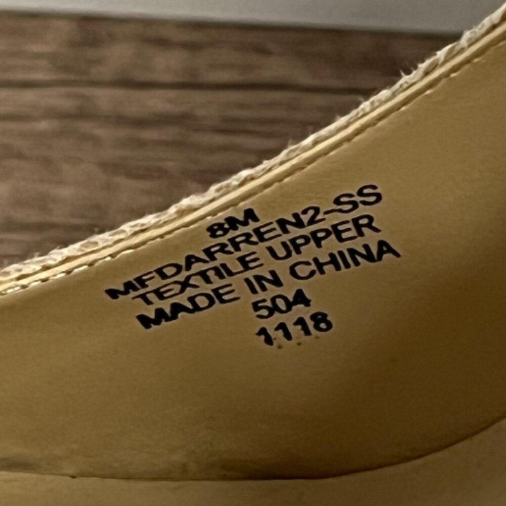 Marc Fisher Textured Pump Heel - Picture 4 of 9